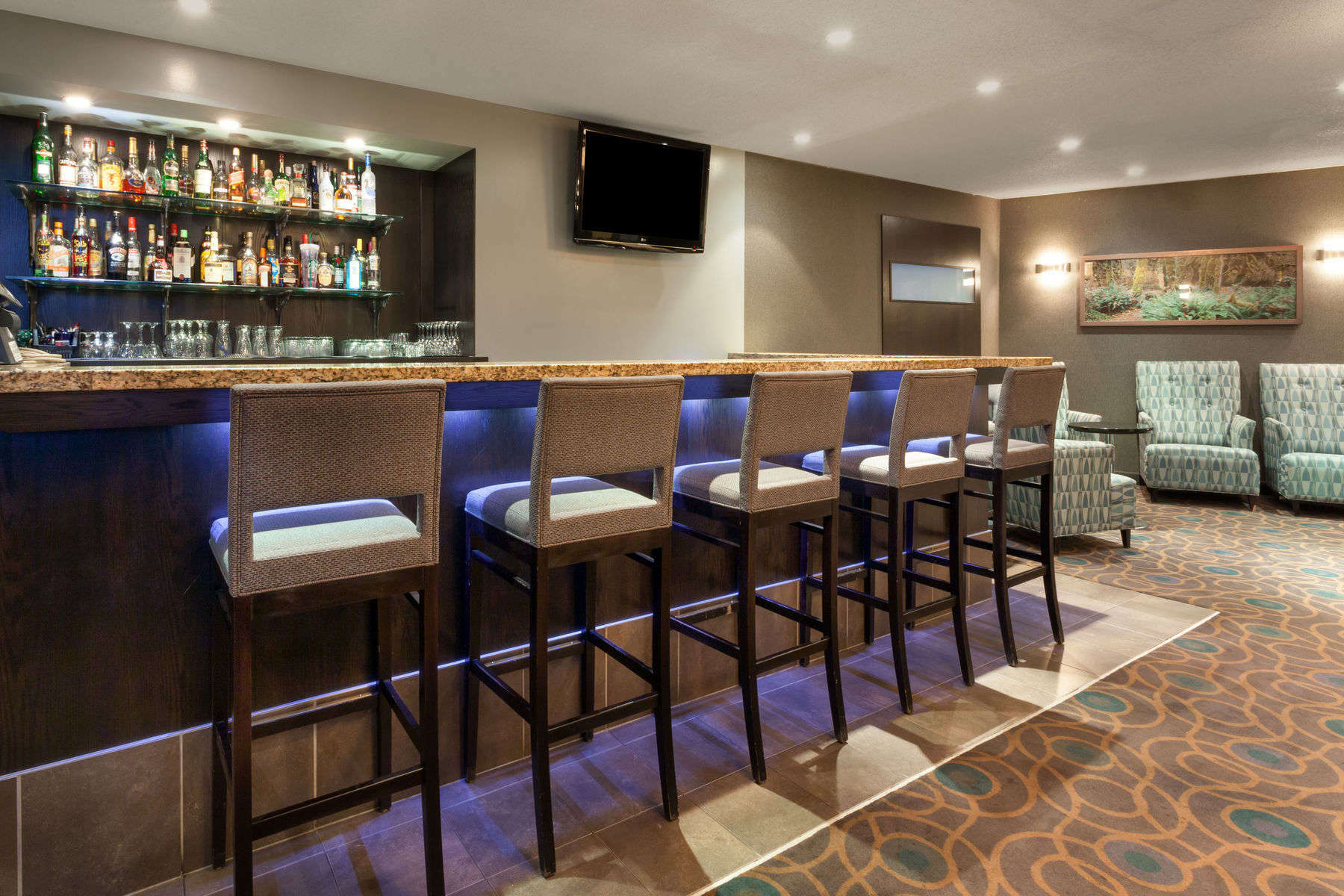 Hotel Ramada By Wyndham Kamloops Extérieur photo
